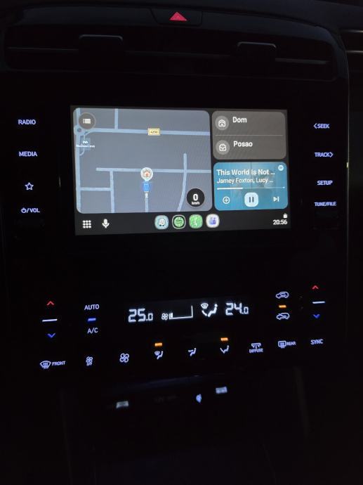 Hyundai Tucson 1,6T samo 32000 km. Vlasnik prodaje osobno! AKCIJA!, fotografija 13