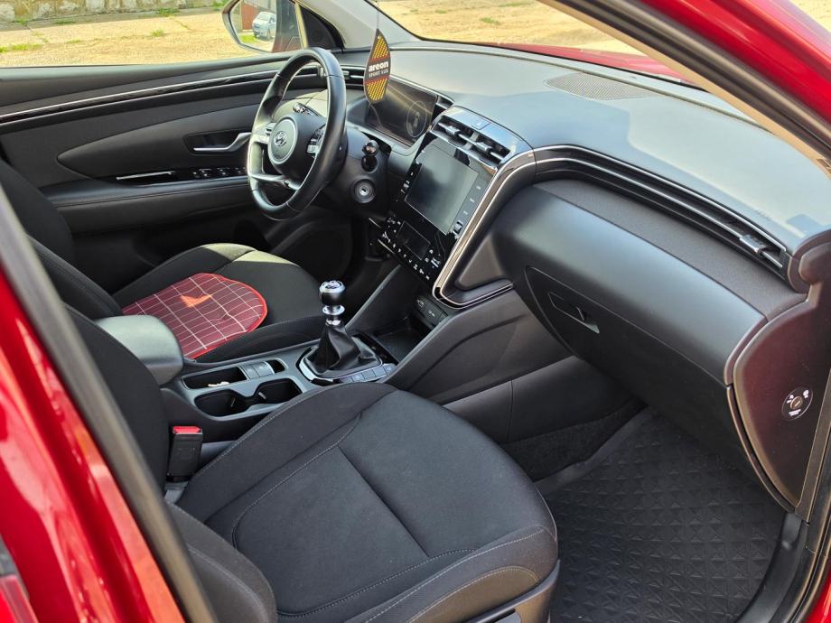 Hyundai Tucson 1,6T samo 32000 km. Vlasnik prodaje osobno! AKCIJA!, fotografija 10
