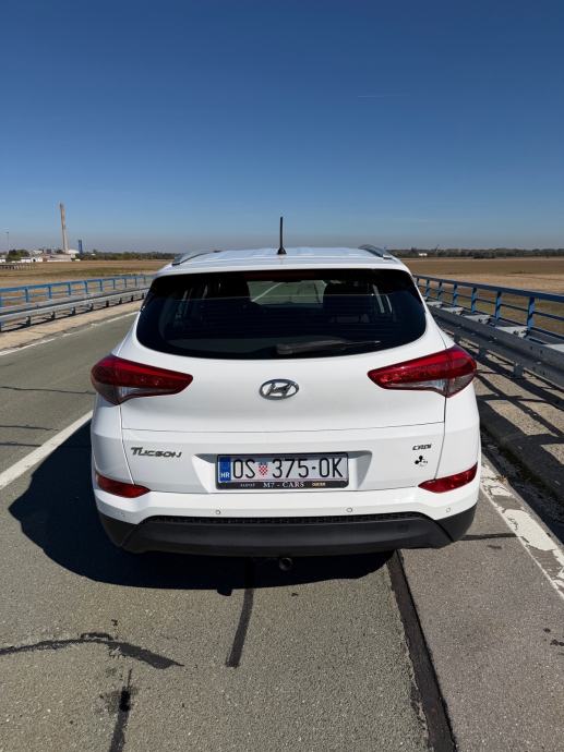 Hyundai Tucson 1.7 CRDI 2015., fotografija 6