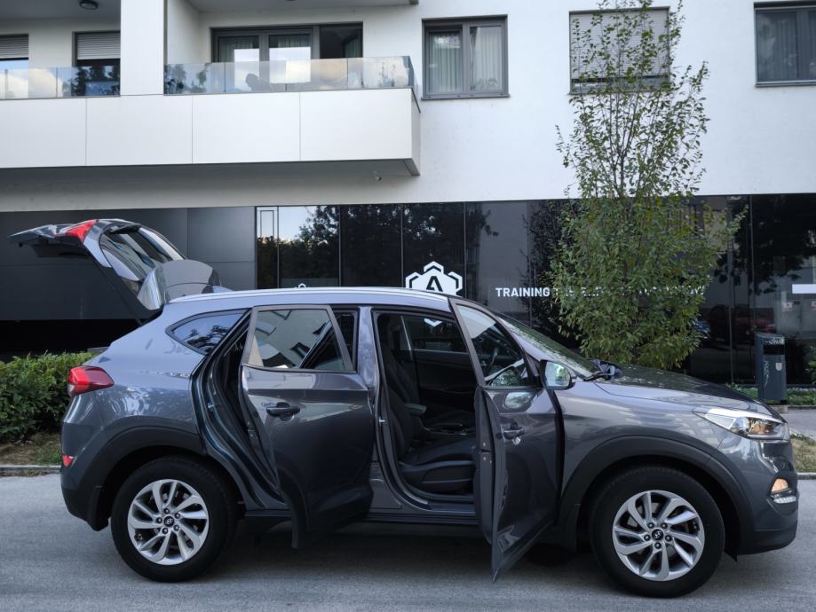 HYUNDAI TUCSON 1.7 CRDi AUTOMATIK// REGISTRAN GODINU DANA//, fotografija 10