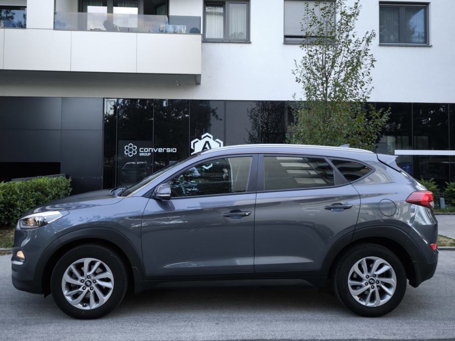 HYUNDAI TUCSON 1.7 CRDi AUTOMATIK// REGISTRAN GODINU DANA//, fotografija 11