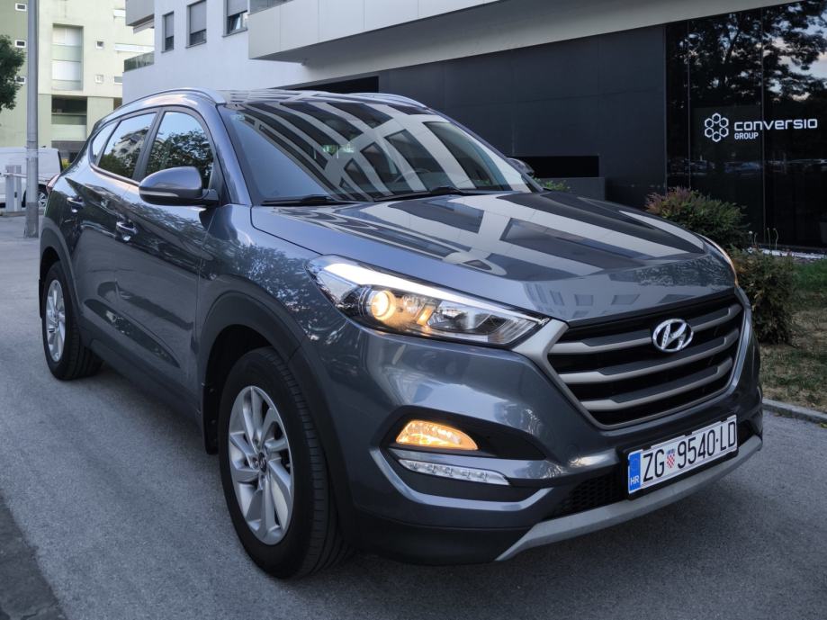 HYUNDAI TUCSON 1.7 CRDi AUTOMATIK// REGISTRAN GODINU DANA//, fotografija 4