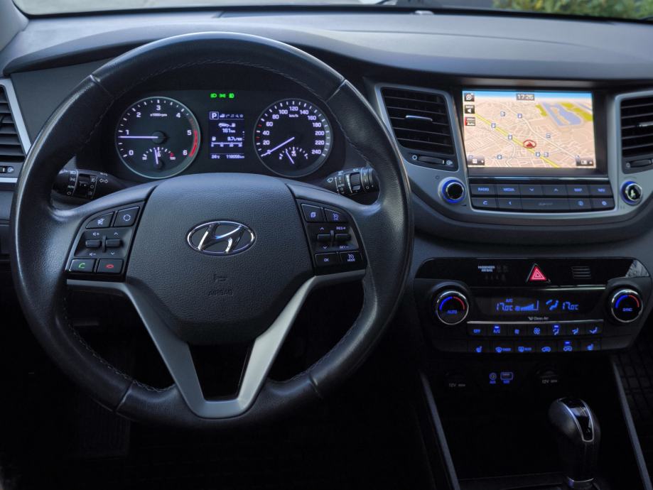HYUNDAI TUCSON 1.7 CRDi AUTOMATIK// REGISTRAN GODINU DANA//, fotografija 14