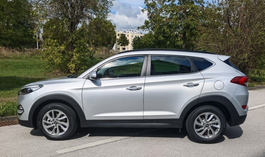 Hyundai Tucson 1.7 CRDi automatik, kamera, Panorama, fotografija 6