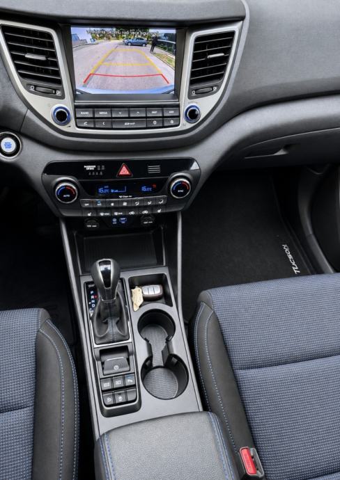 Hyundai Tucson 1.7 CRDi automatik, kamera, Panorama, fotografija 10