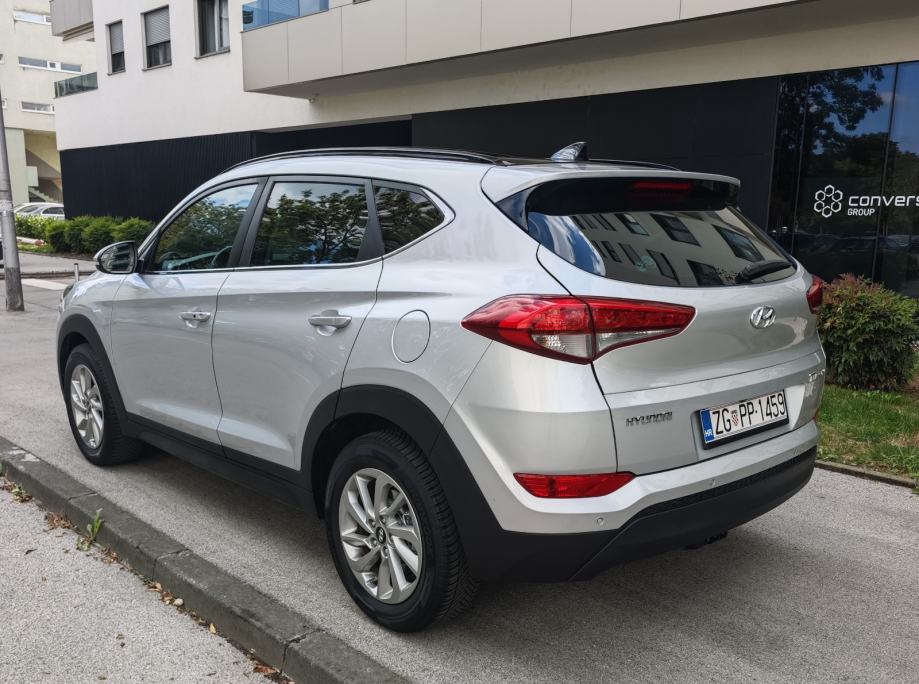 Hyundai Tucson 1.7 CRDi automatik, kamera, Panorama, fotografija 2