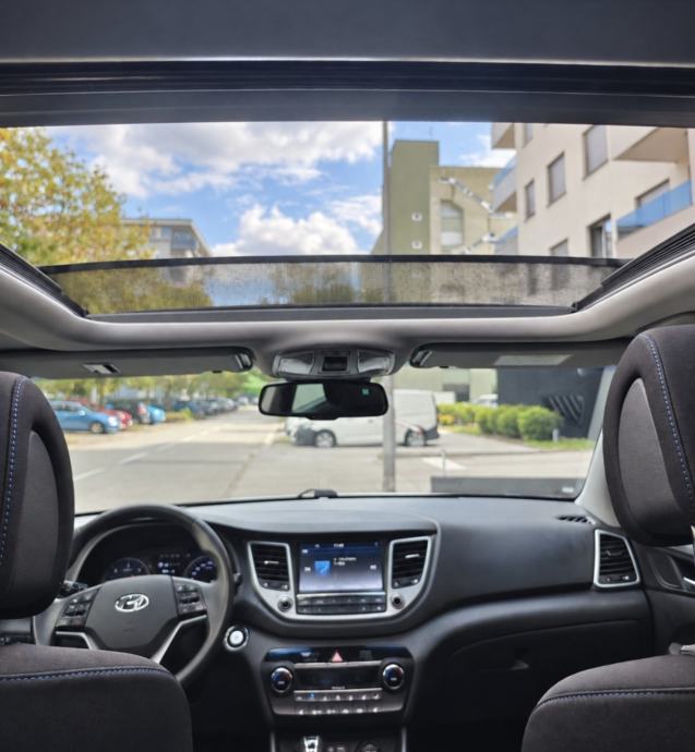 Hyundai Tucson 1.7 CRDi automatik, kamera, Panorama, fotografija 16