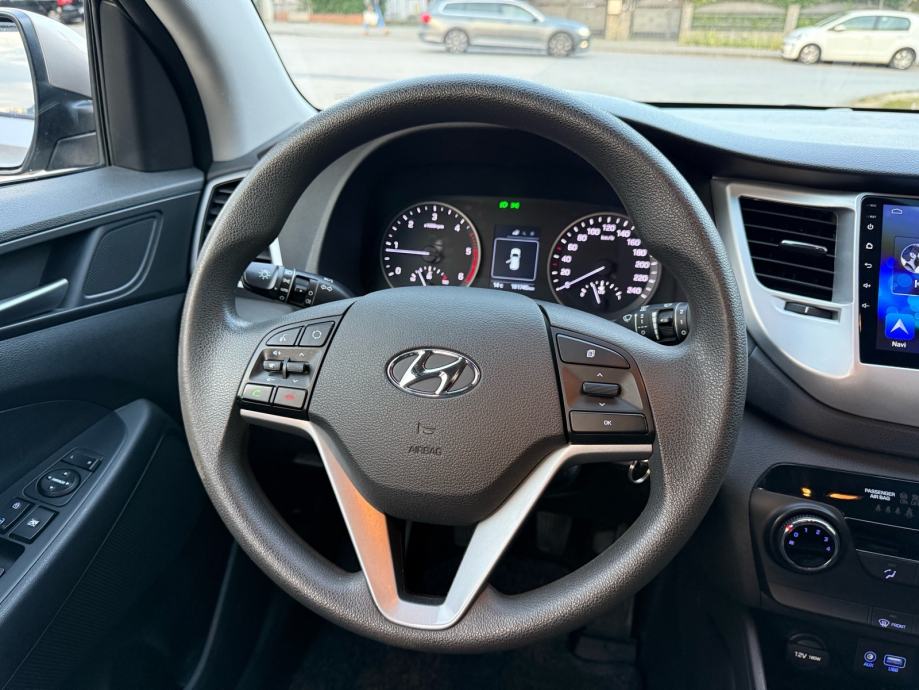 Hyundai Tucson 1,7 CRDi*NAVI*LED*KUKA*REG 02/27, fotografija 14