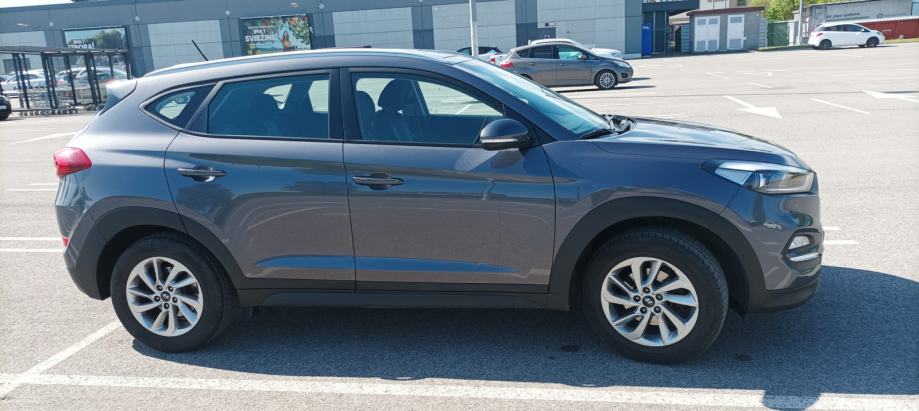 Hyundai Tucson 1.7 CRDi PRVI VLASNIK, fotografija 4