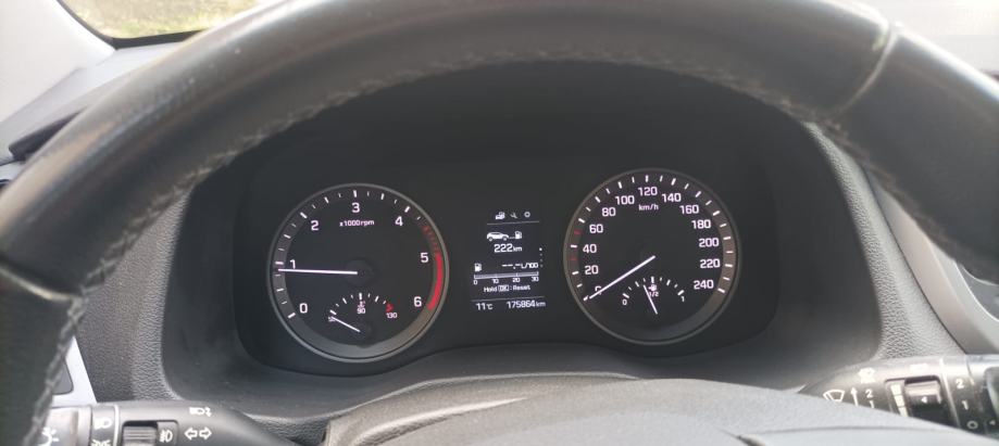 Hyundai Tucson 1.7 CRDi PRVI VLASNIK, fotografija 5