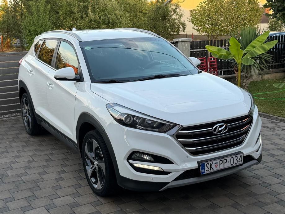 Hyundai Tucson 1,7 CRDi, fotografija 11