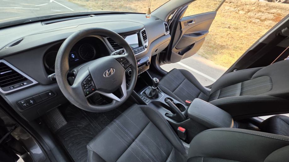 Hyundai Tucson 1.7 CRDi, fotografija 7