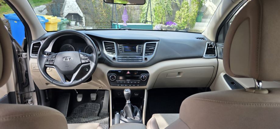 Hyundai Tucson 1.7 CRDi, fotografija 5