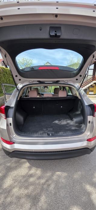 Hyundai Tucson 1.7 CRDi, fotografija 6