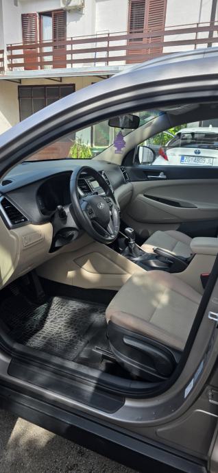 Hyundai Tucson 1.7 CRDi, fotografija 4