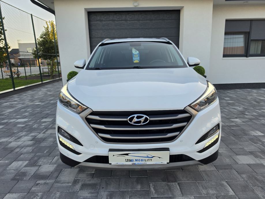 Hyundai Tucson 1.7 CRDi STYLE NAVI KAMERA LED **GARANCIJA**, fotografija 2