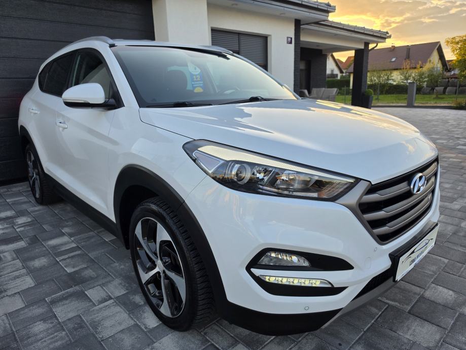 Hyundai Tucson 1.7 CRDi STYLE NAVI KAMERA LED **GARANCIJA**, fotografija 3