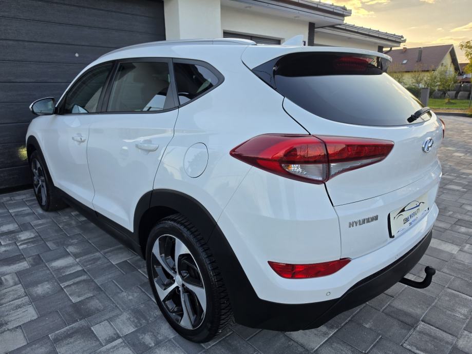 Hyundai Tucson 1.7 CRDi STYLE NAVI KAMERA LED **GARANCIJA**, fotografija 6