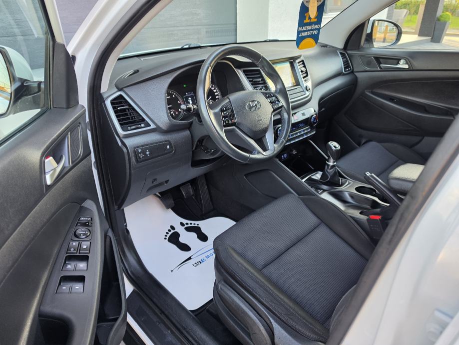 Hyundai Tucson 1.7 CRDi STYLE NAVI KAMERA LED **GARANCIJA**, fotografija 7
