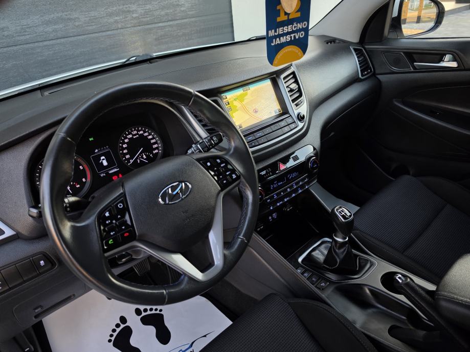 Hyundai Tucson 1.7 CRDi STYLE NAVI KAMERA LED **GARANCIJA**, fotografija 9