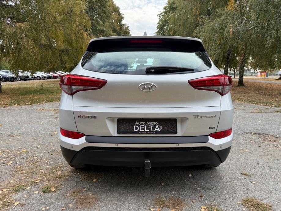 Hyundai Tucson 1.7 CRDi-TEMP-NAVI-AUT. KLIMA-MODOVI VOŽNJE-GR. SJEDALA, fotografija 4