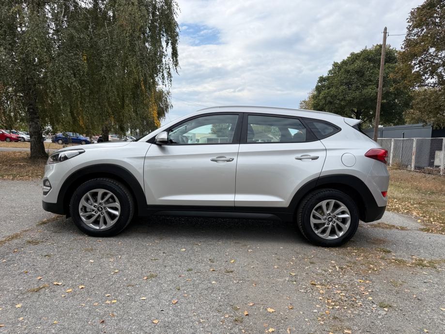 Hyundai Tucson 1.7 CRDi-TEMP-NAVI-AUT. KLIMA-MODOVI VOŽNJE-GR. SJEDALA, fotografija 2