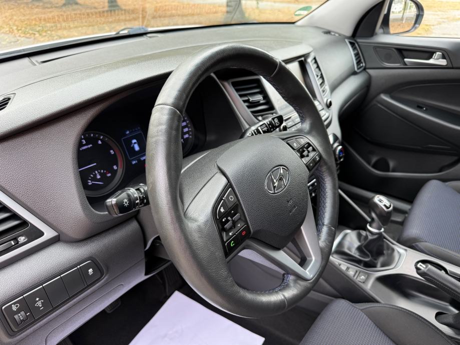 Hyundai Tucson 1.7 CRDi-TEMP-NAVI-AUT. KLIMA-MODOVI VOŽNJE-GR. SJEDALA, fotografija 12