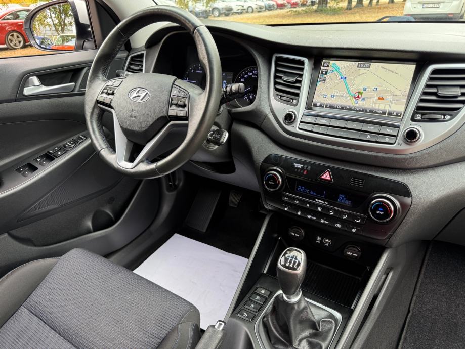 Hyundai Tucson 1.7 CRDi-TEMP-NAVI-AUT. KLIMA-MODOVI VOŽNJE-GR. SJEDALA, fotografija 20