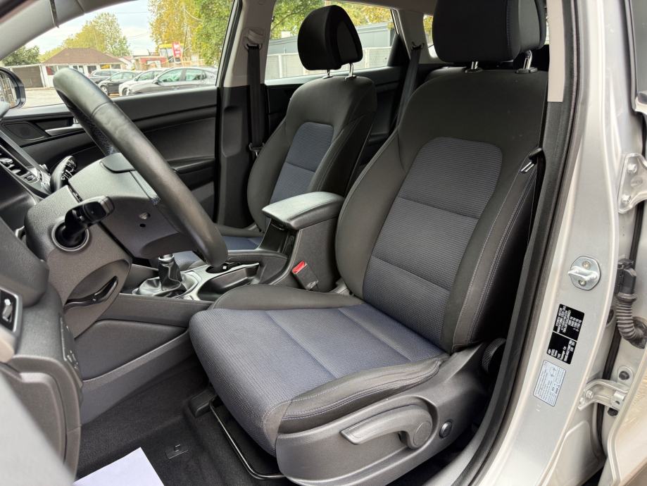 Hyundai Tucson 1.7 CRDi-TEMP-NAVI-AUT. KLIMA-MODOVI VOŽNJE-GR. SJEDALA, fotografija 10
