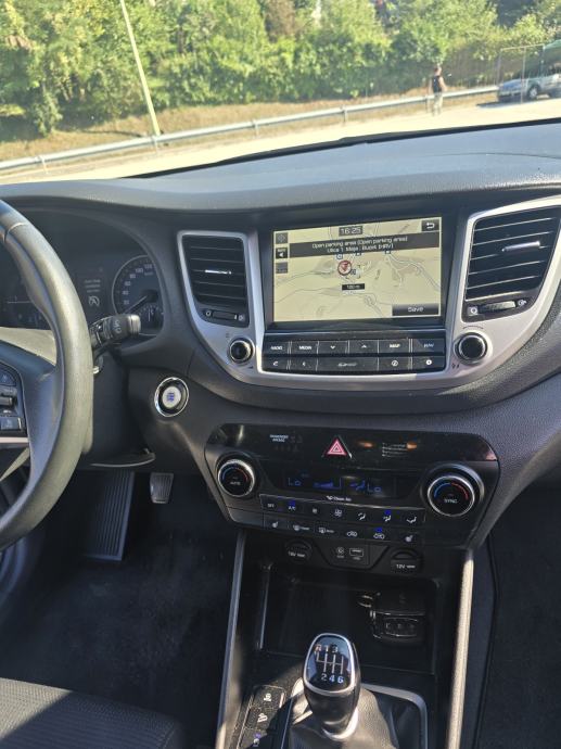 Hyundai Tucson 1.7crdi AKCIJA!!!, fotografija 10
