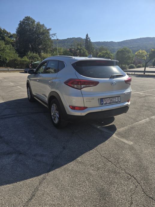 Hyundai Tucson 1.7crdi AKCIJA!!!, fotografija 5