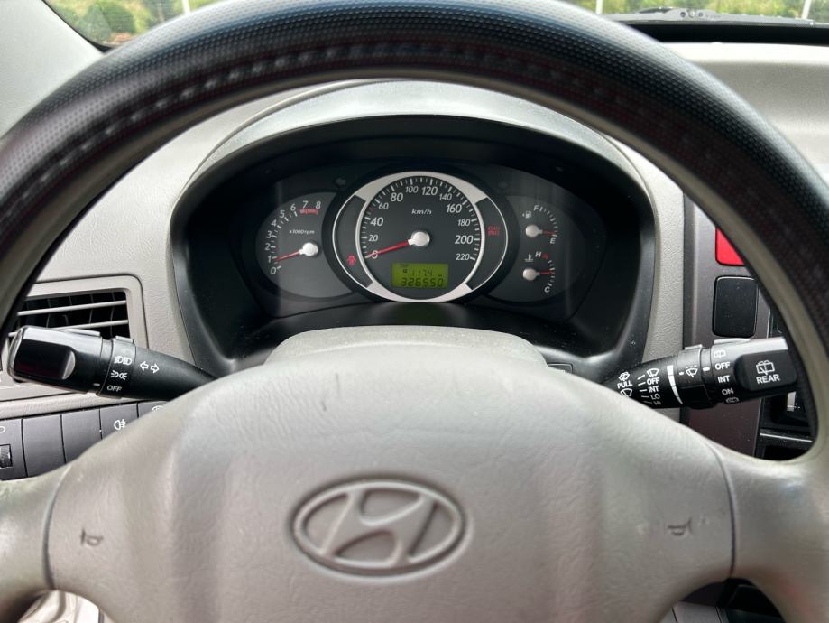 Hyundai Tucson 2,0 16V benzin 2008.,reg:12.5.2027.,SERVIS, KLIMA, ALU, fotografija 15