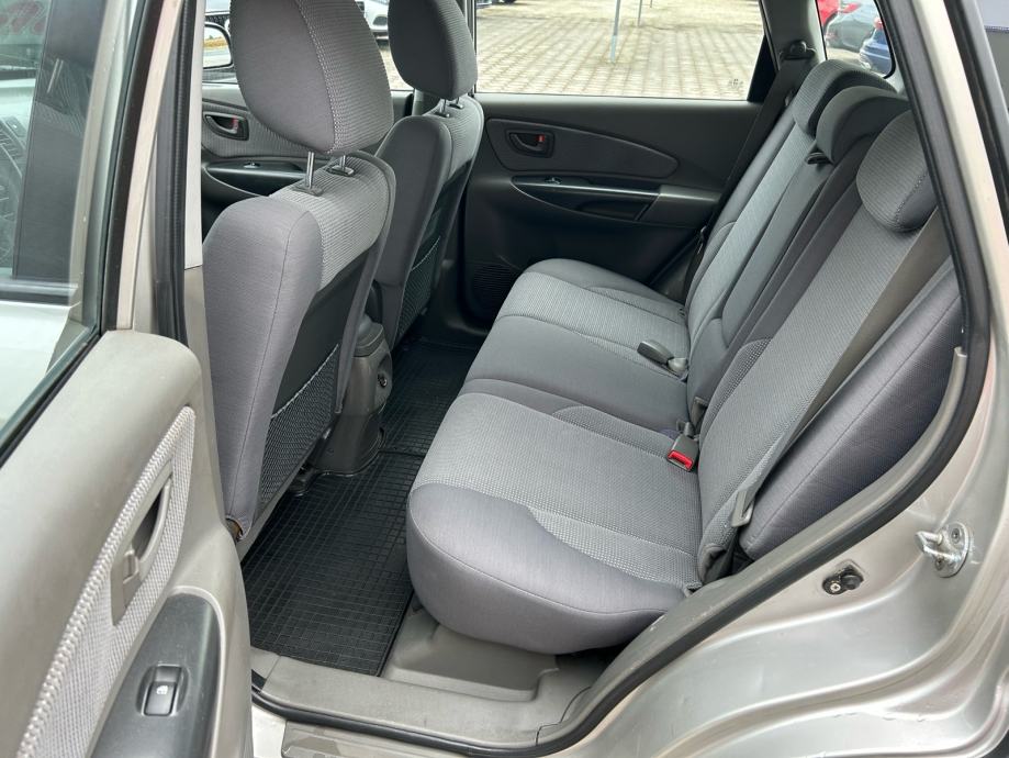 Hyundai Tucson 2,0 16V benzin 2008.,reg:12.5.2027.,SERVIS, KLIMA, ALU, fotografija 13