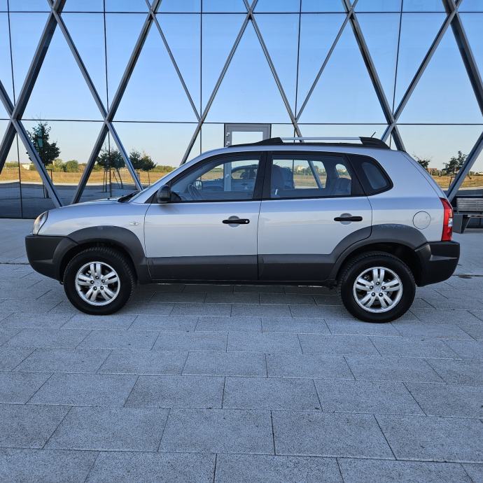 Hyundai Tucson 2,0 BENZIN 2008 UREDAN, fotografija 7