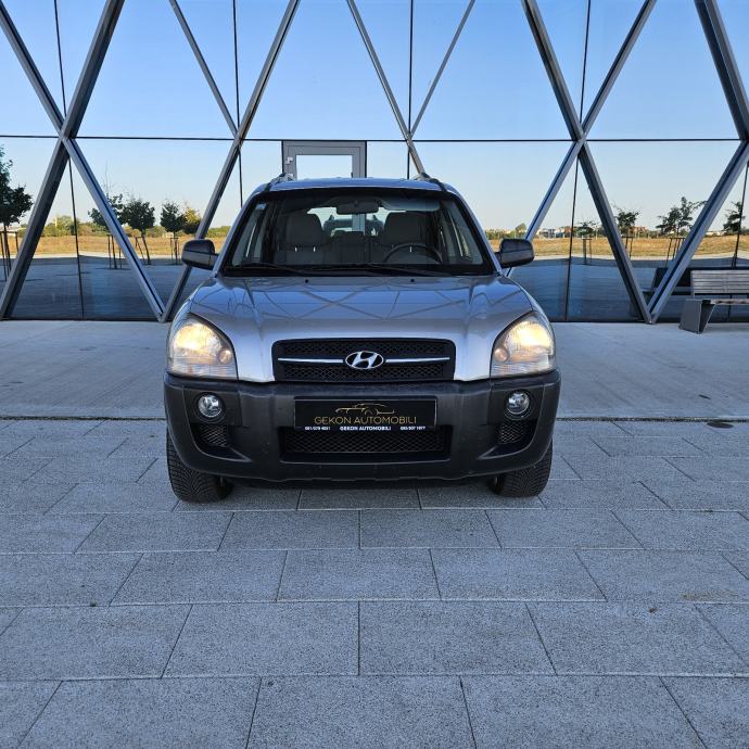 Hyundai Tucson 2,0 BENZIN 2008 UREDAN, fotografija 17