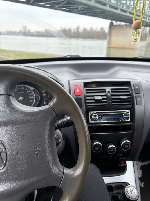Hyundai Tucson 2,0 CRDi GLS, fotografija 8