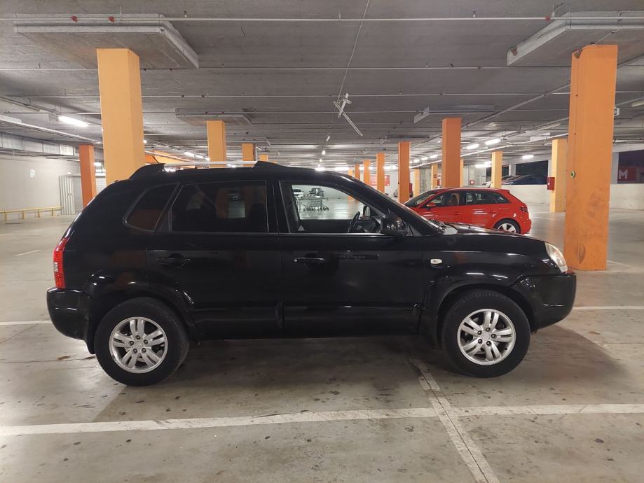 Hyundai Tucson 2,0 GLS, fotografija 3