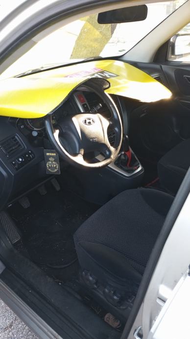 Hyundai Tucson 2,0, fotografija 4