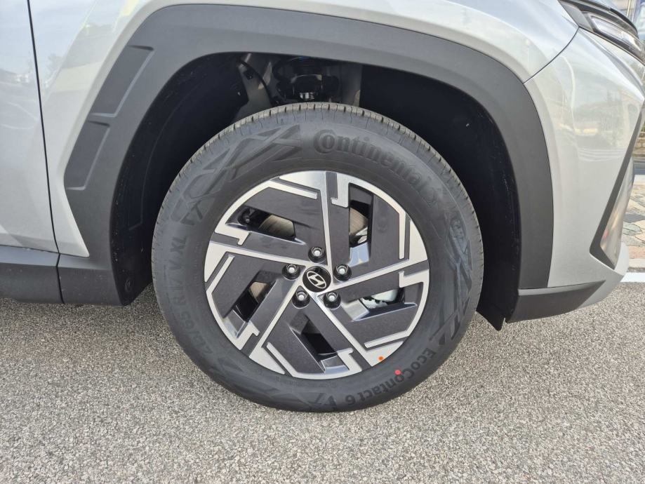 Hyundai TUCSON NX4 FL 1.6T 160 6MT 2WD STYLE WINTER ** AKCIJA !! **, fotografija 12