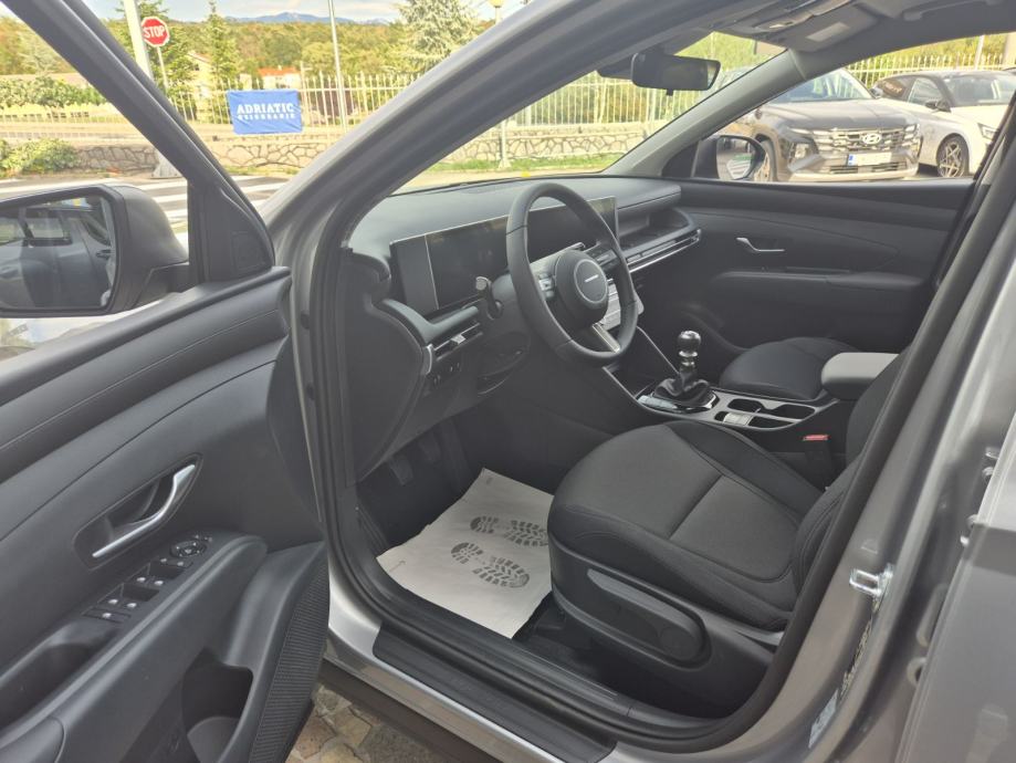 Hyundai TUCSON NX4 FL 1.6T 160 6MT 2WD STYLE WINTER ** AKCIJA !! **, fotografija 15