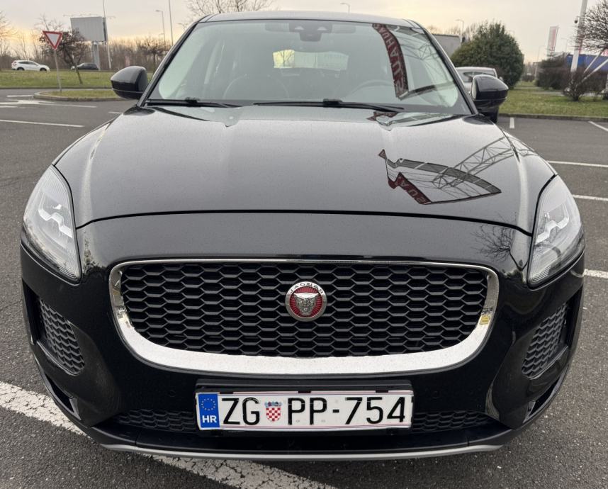 Jaguar E-Pace 2.0 D, 4x4, automatik, koža, servis, garancija, fotografija 3
