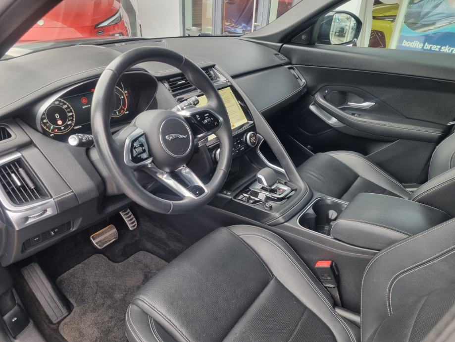 Jaguar E-Pace 2.0 D165 MHEV R-DYNAMIC AWD - AVTOMATIK - ODLIČEN, fotografija 8