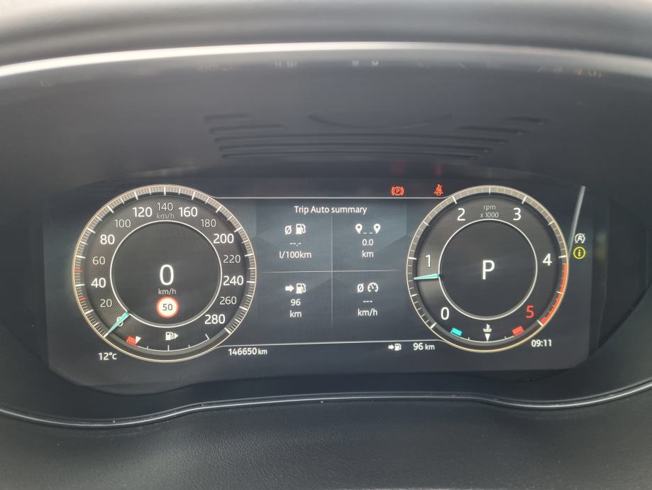 Jaguar E-Pace 2.0 D165 MHEV R-DYNAMIC AWD - AVTOMATIK - ODLIČEN, fotografija 13