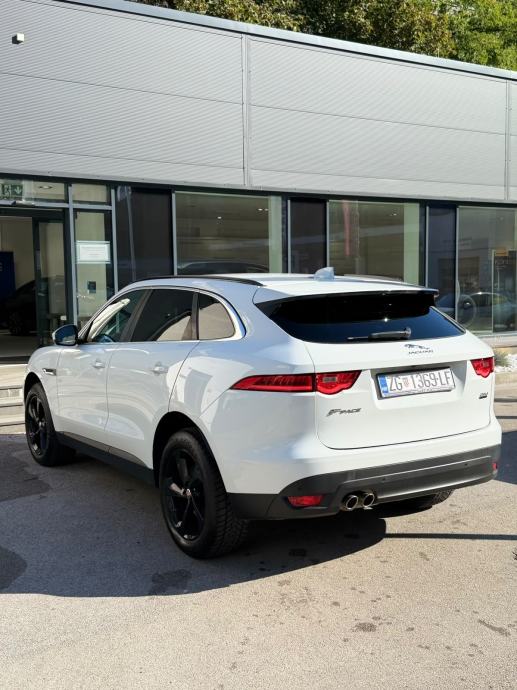 Jaguar F-Pace 2.0 D, fotografija 7