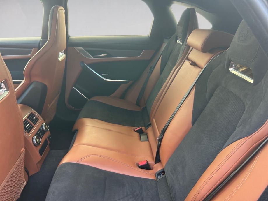 Jaguar F-Pace 5,0t SVR u sustavu PDV a, fotografija 19