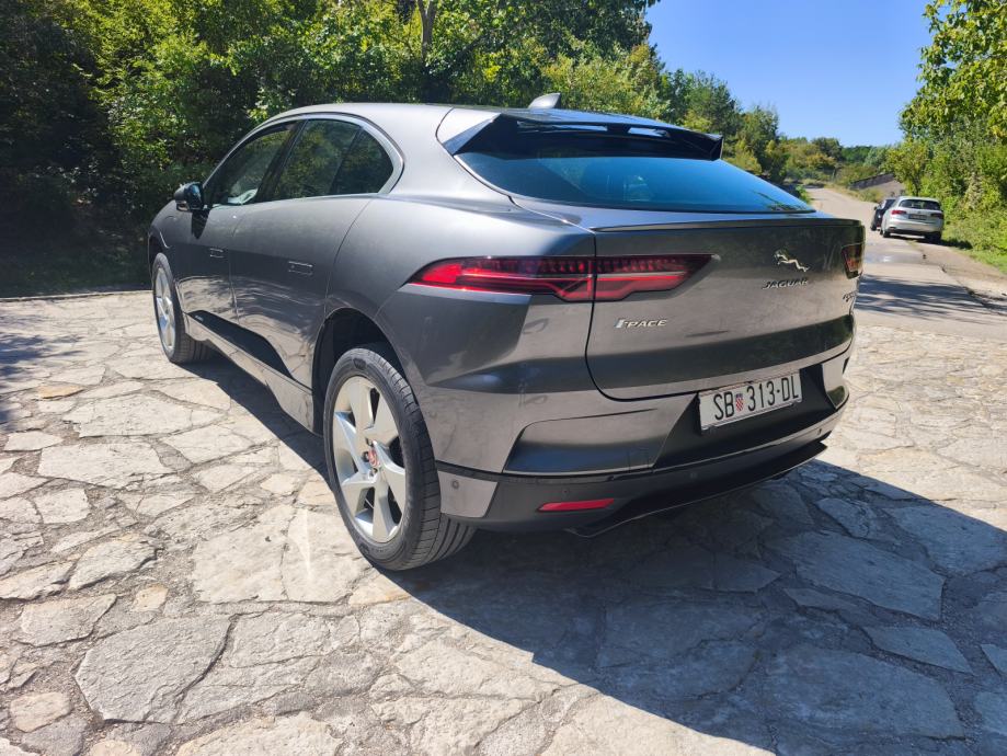 Jaguar I-Pace EV400 AWD elektrićni, fotografija 4