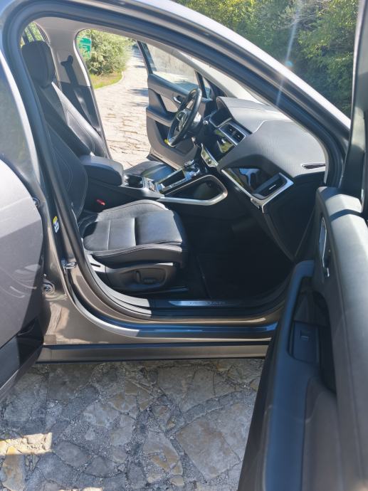Jaguar I-Pace EV400 AWD elektrićni, fotografija 14
