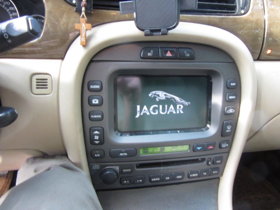 Jaguar X-Type 2,0 D Estate, fotografija 8