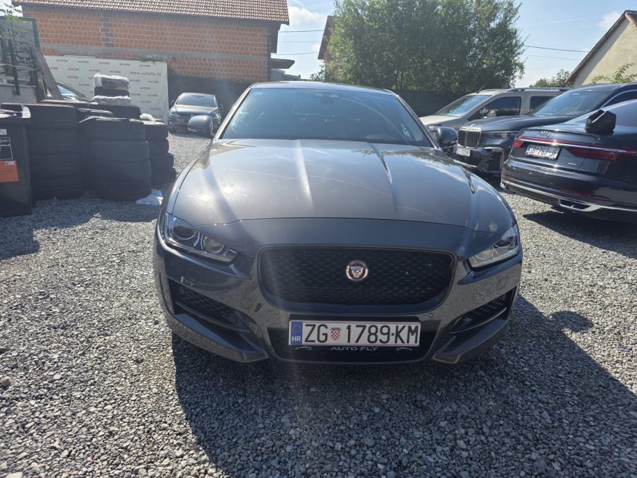 Jaguar XE 2.0 D R-Sport automatik, LED, kamera, 19”, fotografija 2