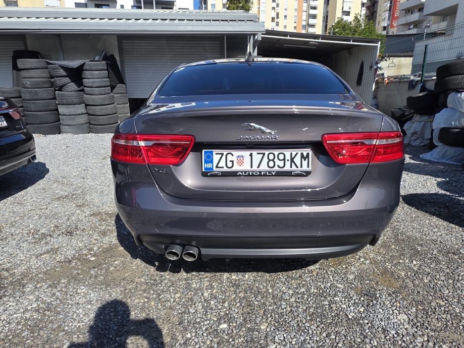 Jaguar XE 2.0 D R-Sport automatik, LED, kamera, 19”, fotografija 7